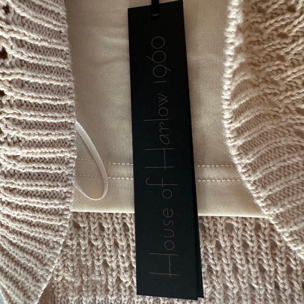 House of Harlow 1960 Medium Crocheted Crop Top - Picture 4 of 4
